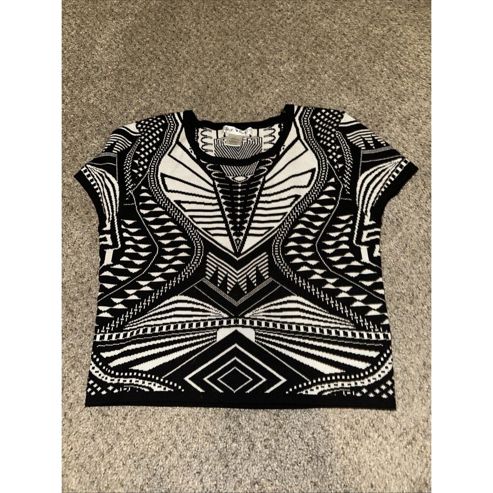 Say What? Shirt Cap Sleeves Women’s Size Large Black Geometric Dual Sided Y2K
